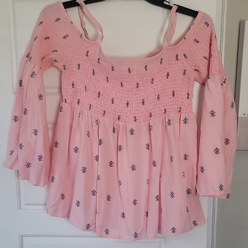 Pink Floral Torrid Cold Shoulder Women's Top